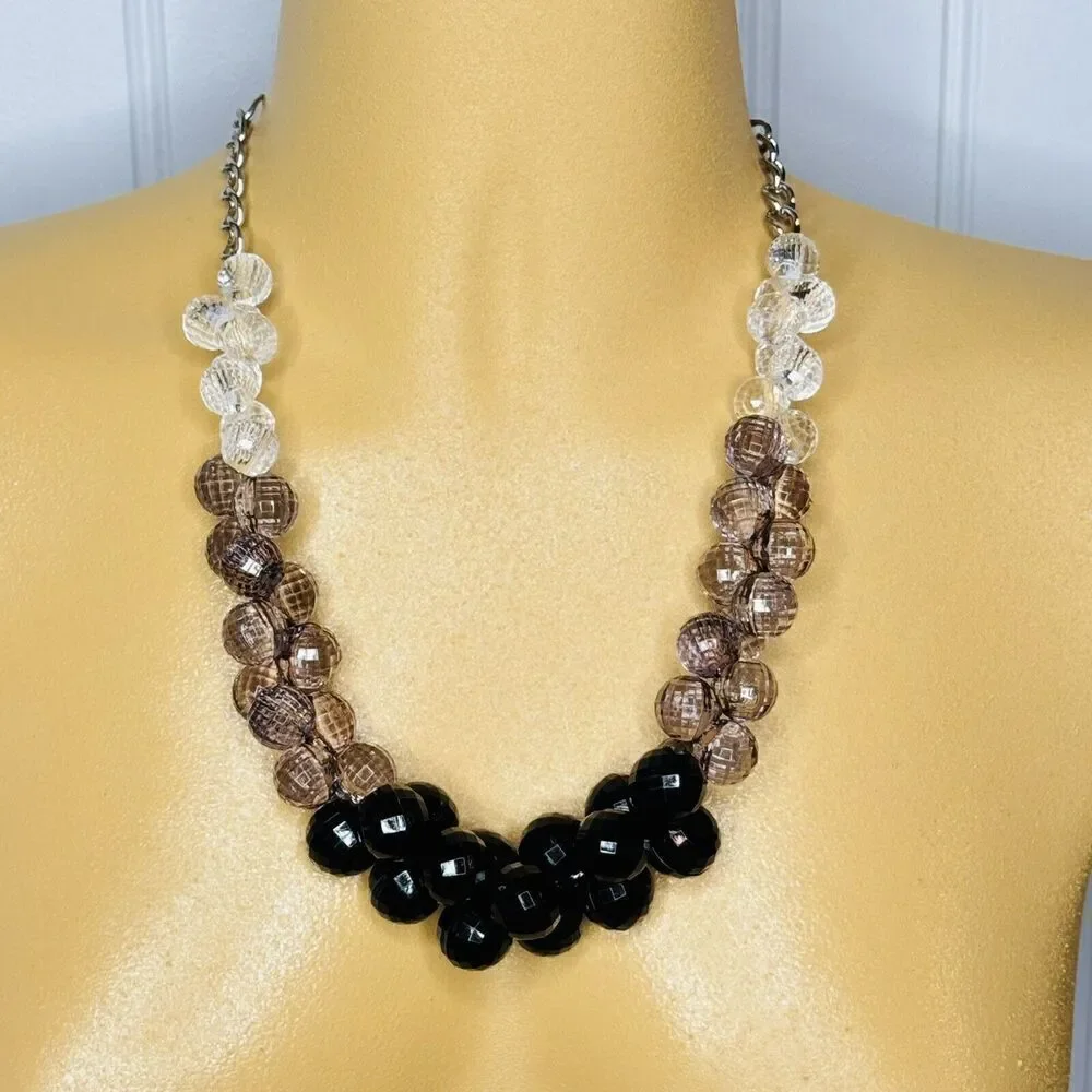 Vintage Faceted Lucite Bead Necklace Smokey Purple Taupe Plastic Graduated 4151